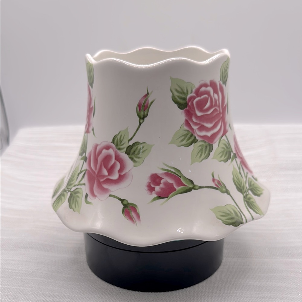 Yankee Candle Shade Pink Roses fits over a jarred candle country chic